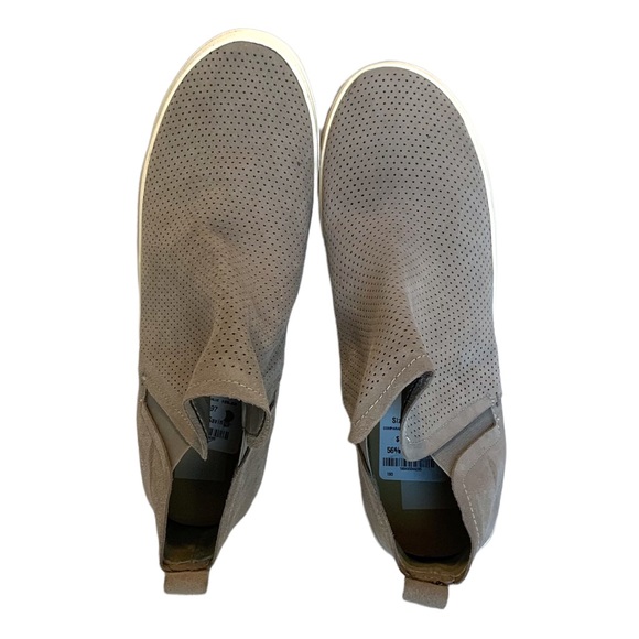 Dolce Vita Grey Suede Mid Top Women’s size 11 sneaker - Picture 5 of 8